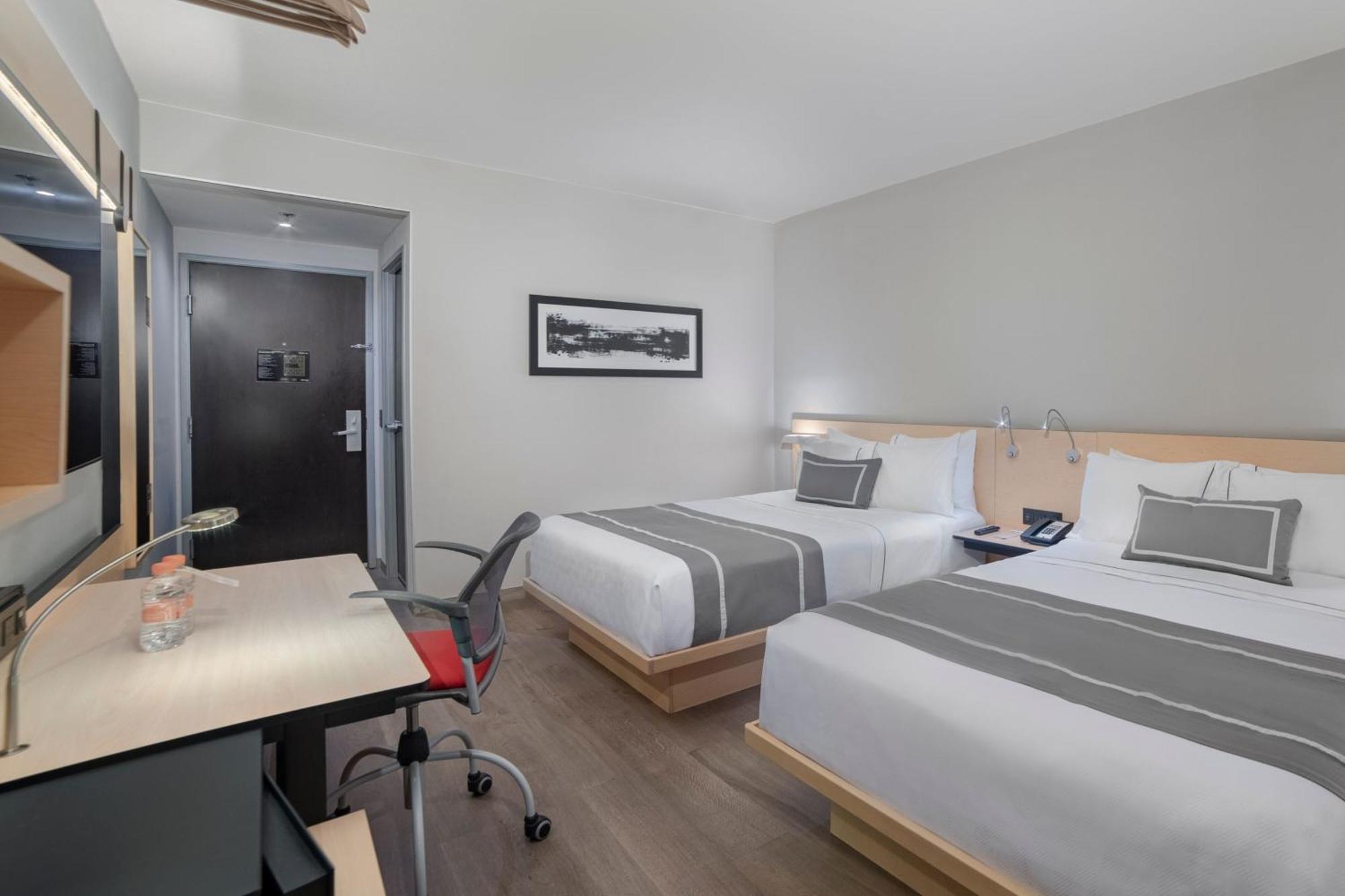 City Express Plus By Marriott Ciudad De Mexico Insurgentes Sur Bagian luar foto