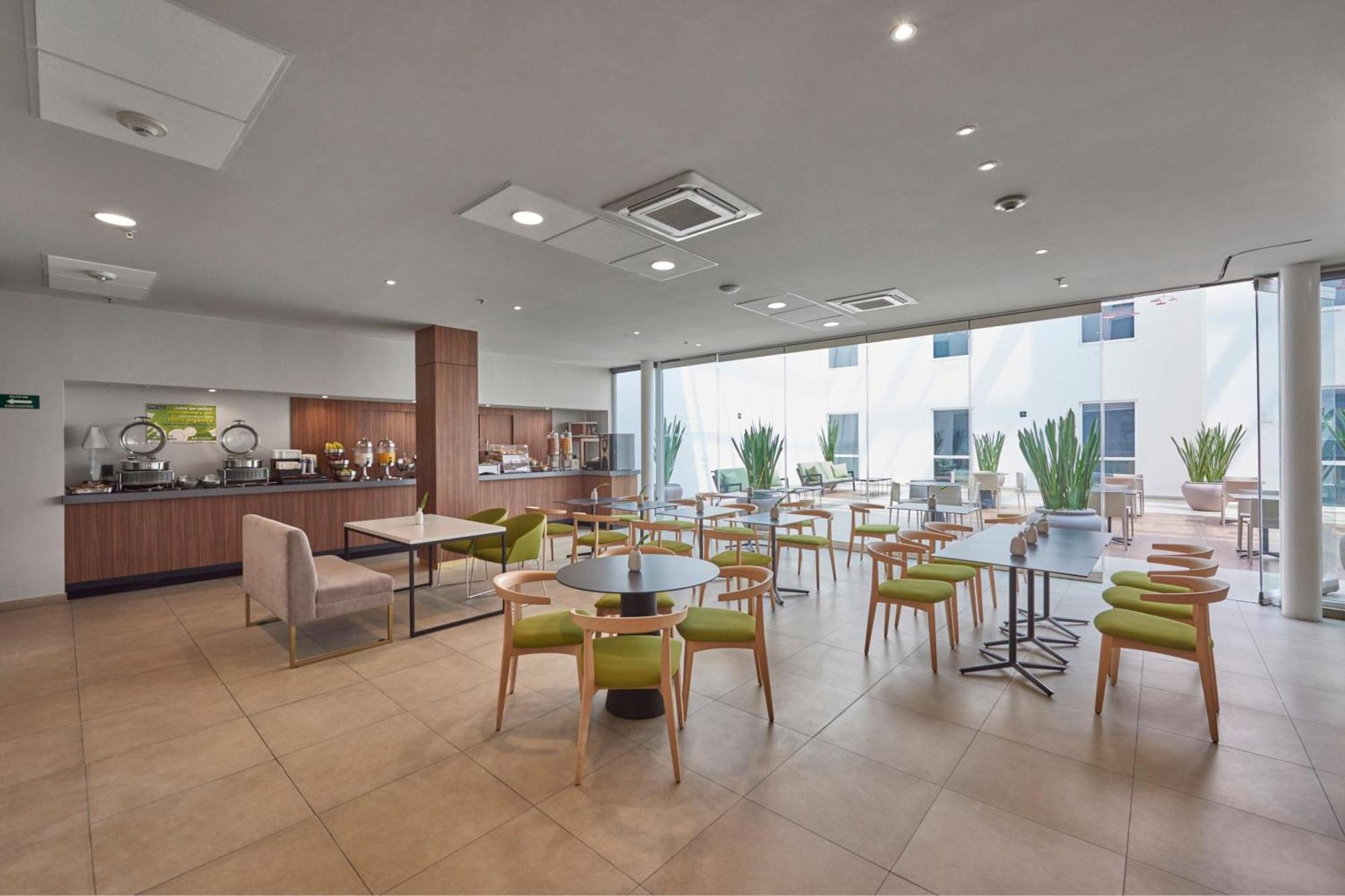 City Express Plus By Marriott Ciudad De Mexico Insurgentes Sur Bagian luar foto